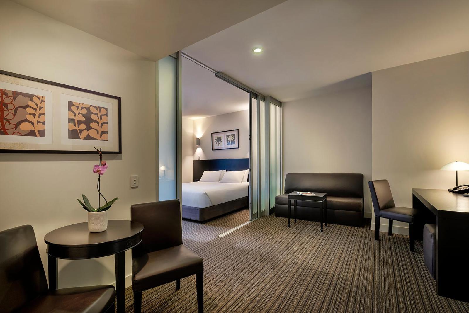 Causeway 353 Hotel